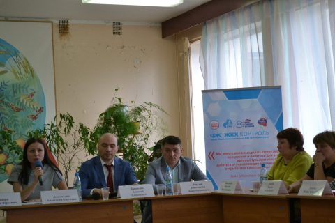В п.Волово Тульской области прошла встреча с жителями по актуальным вопросам ЖКХ