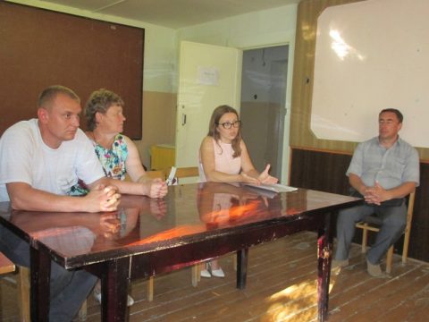 Эксперты Центра встретились с жителями п.Славный