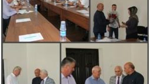 Круглый стол  в Общественной палате ЧР. Региональный центр Общественного контроля в сфере ЖКХ отвечает на вопросы