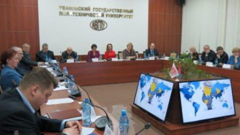 Фонд ЖКХ презентовал в Иваново современные обучающие программы для студентов и школьников