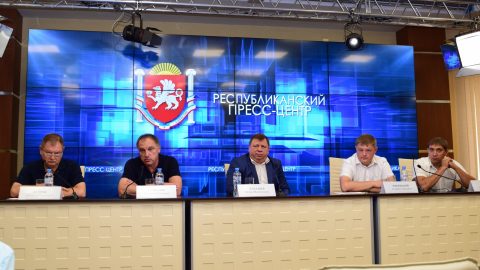 Директор АНО «ЖКХ Контроль РК» Анатолий Петров принял участие в пресс – конференции на тему: «Горячая линия «Чистый Симферополь»