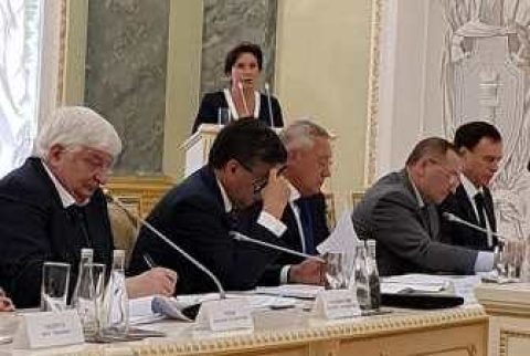 Разворотнева рассказала генпрокурору — кто и почему не выполняет программу капремонта в России