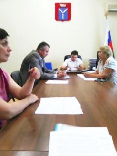 В Министерстве строительства и жилищно-коммунального хозяйства Саратовской области состоялось заседание попечительского совета Фонда капитального ремонта общего имущества в многоквартирных домах в Саратовской области
