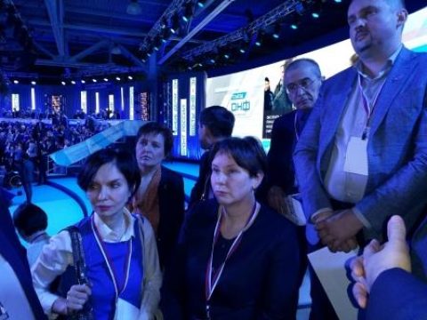 Светлана Разворотнева провела секцию тематической площадки на съезде ОНФ