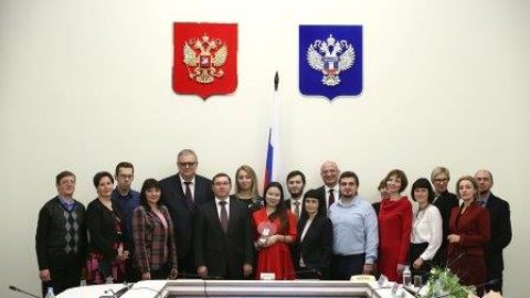 Светлана Разворотнева наградила победителей Всероссийского конкурса СМИ