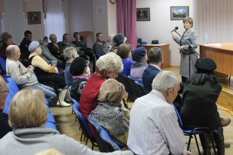 Жителям Новомосковска Тульской области рассказали о предстоящем капремонте в МКД