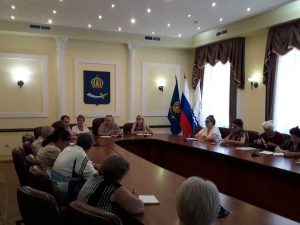 По итогам выездных проверок переселения из аварийного фонда в Астрахани прошло совещание
