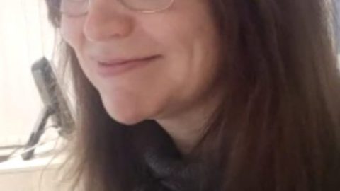 Санкт-Петербург «утопает» в сугробах и мусоре
