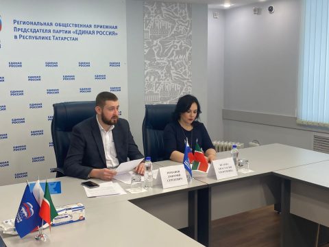 Дмитрий Романов провел прямой эфир в партии «Единая Россия» по темам уборки снега и отопления