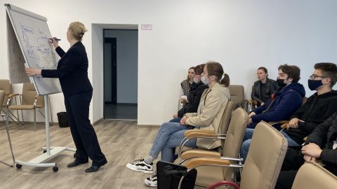 К свету знаний…