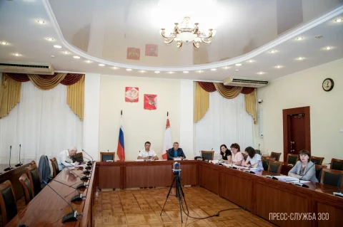 Заседание комитета по экономической политике Законодательного собрания прошло в широком обсуждении
