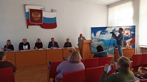 Представители смоленских ТОСов познакомились с изменениями в жилищном законодательстве
