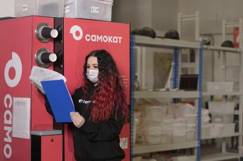 Депутат Госдумы предложила урегулировать вопрос с работой дарксторов в МКД