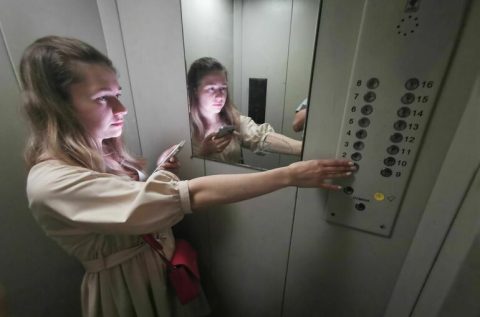 Договоры на замену лифтов хотят заключать напрямую с российскими заводами