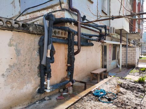 Инспекция РЦОК ЖКХ РД оценила качество капремонта в доме на проспекте Имама Шамиля, 4